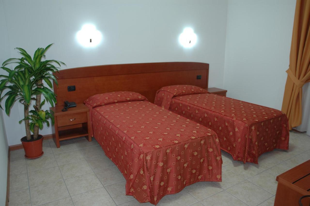 Real Asturias Hotel Acquappesa Cameră foto